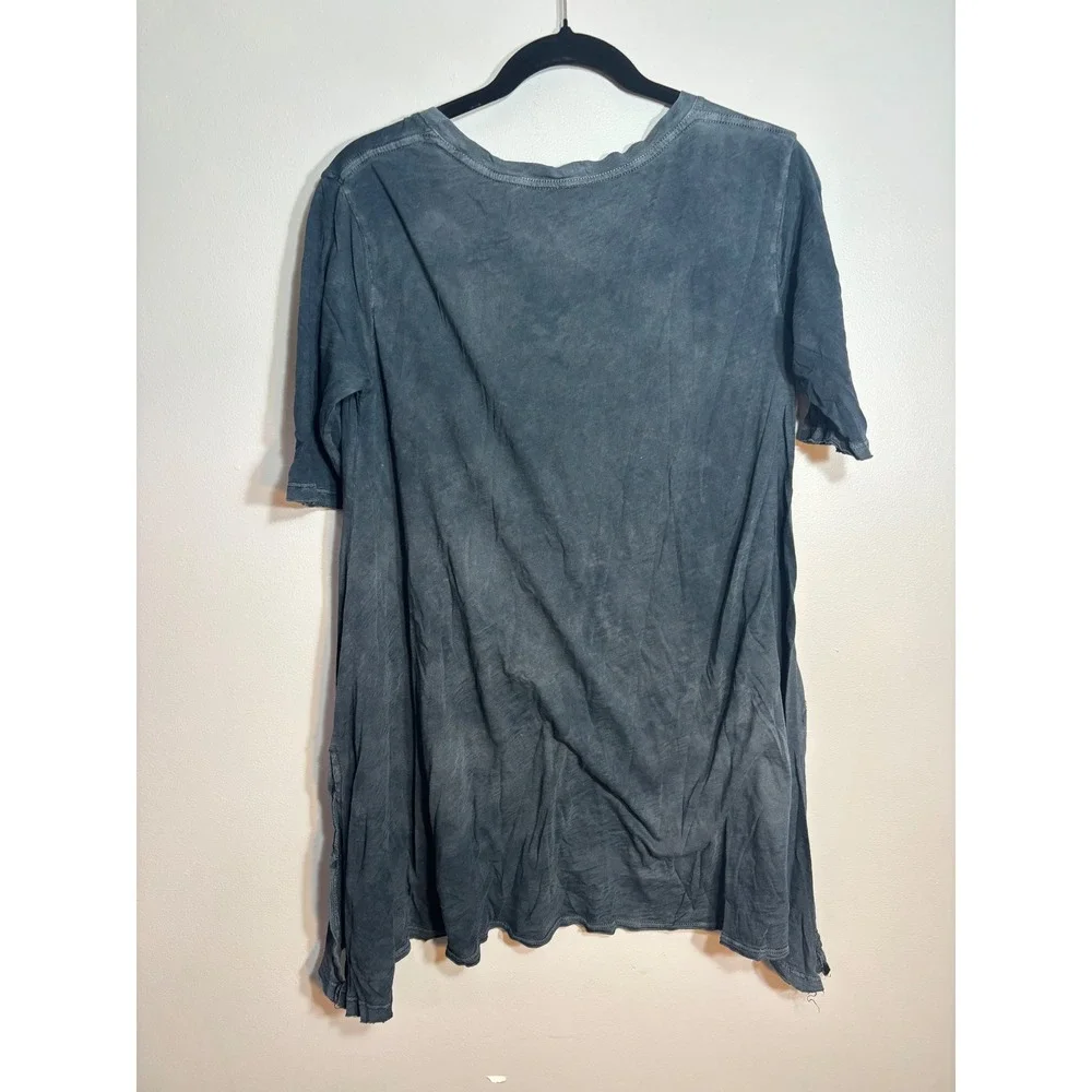 Free People We The Free Acid Wash Sharkbite Hem Tunic‎ Top Grey Short Sleeve S